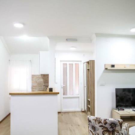 Apartman Kaca Cetinje Eksteriør billede